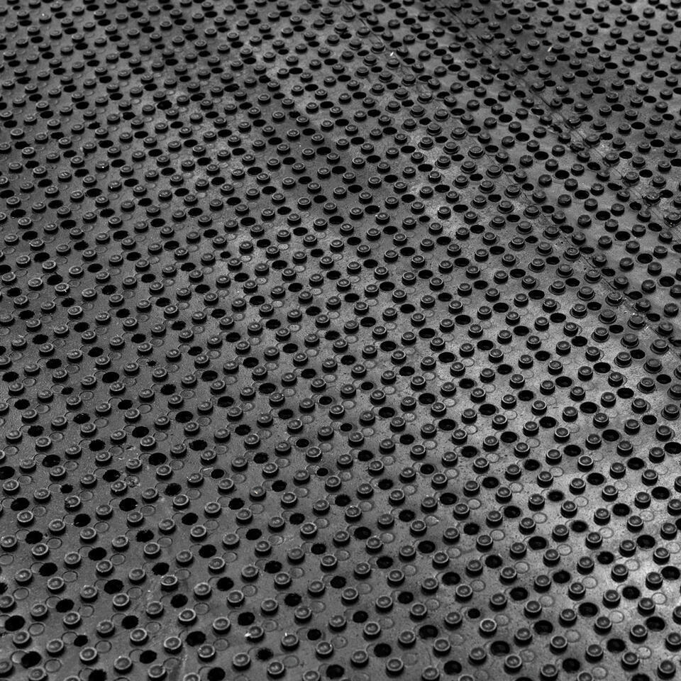 Merkloos Rubber Ringmat Op Rol - Dikte 10 Mm - Breedte 200 Cm